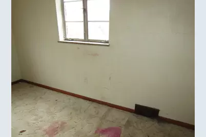 1353 Front St, Moon/Crescent Twp, PA 15046 - Photo 13