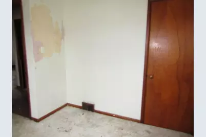 1353 Front St, Moon/Crescent Twp, PA 15046 - Photo 15