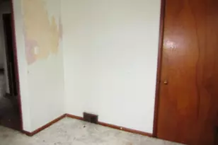 1353 Front St, Moon/Crescent Twp, PA 15046 - Photo 15