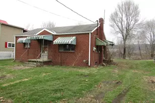 1353 Front St, Moon/Crescent Twp, PA 15046 - Photo 3