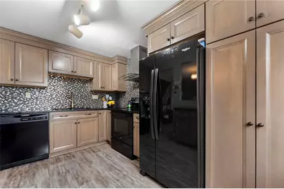 3106 Laurel Ridge Cir, Bridgeville, PA 15017 - Photo 11