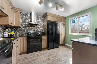 3106 Laurel Ridge Cir, Bridgeville, PA 15017 - Photo 9