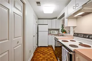 100 Denniston St, Pittsburgh, PA 15206 - Photo 9
