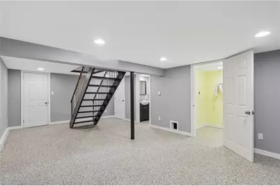 723 Elwell Ave, West Mifflin, PA 15122 - Photo 13