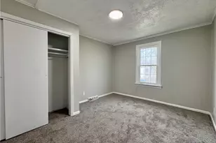 100 Knoll Ave, Ellwood City, PA 16117 - Photo 11