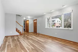 217 Thornberry Dr, Pittsburgh, PA 15235 - Photo 5