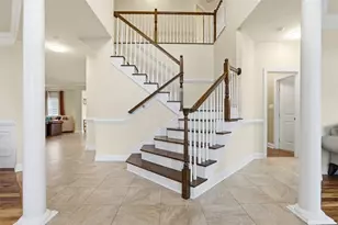 2601 Syracuse Ct, Pittsburgh, PA 15143 - Photo 13