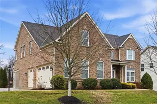 2601 Syracuse Ct, Pittsburgh, PA 15143 - Photo 3