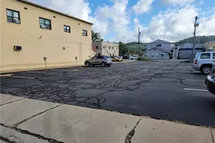 1110 5th Ave, Coraopolis, PA 15108 - Photo 7