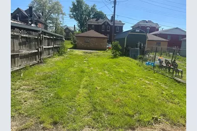 910 9th Ave, Beaver Falls, PA 15010 - Photo 3