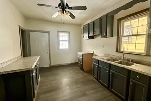 910 9th Ave, Beaver Falls, PA 15010 - Photo 5