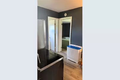 291 Liberty St, Sharon, PA 16146 - Photo 3