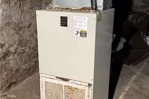 291 Liberty St, Sharon, PA 16146 - Photo 13