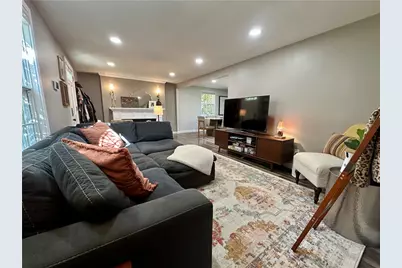 452 Woodland Rd, Ross Twp, PA 15237 - Photo 15