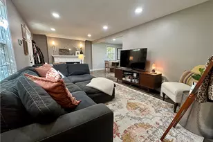 452 Woodland Rd, Ross Twp, PA 15237 - Photo 15