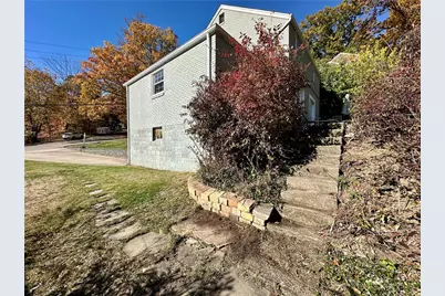 452 Woodland Rd, Ross Twp, PA 15237 - Photo 7