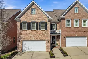 105 Georgetowne Ct, Pine Township, PA 15090 - Photo 1