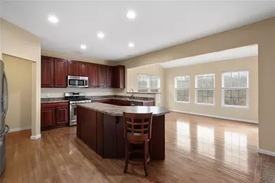 6042 Middlefield Dr, South Fayette, PA 15057 - Photo 11