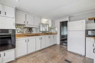 893 Dillie Rd, Washingtn-Ruff Creek, PA 15329 - Photo 23