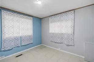 893 Dillie Rd, Washingtn-Ruff Creek, PA 15329 - Photo 35