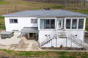 893 Dillie Rd, Washingtn-Ruff Creek, PA 15329 - Photo 1