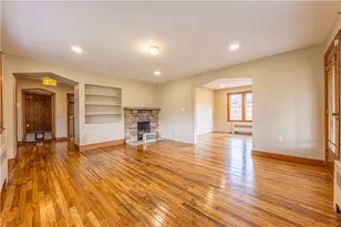 202 E Georgia Ave, Connellsville, PA 15425 - Photo 5