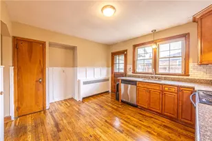 202 E Georgia Ave, Connellsville, PA 15425 - Photo 9