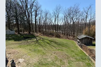 885 E Hill Dr, New Kensington, PA 15068 - Photo 5