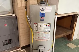 885 E Hill Dr, New Kensington, PA 15068 - Photo 29