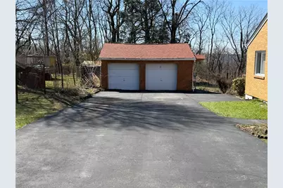 885 E Hill Dr, New Kensington, PA 15068 - Photo 3