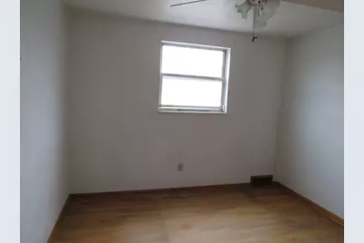7967 Aber Rd, Pittsburgh, PA 15147 - Photo 9