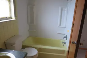 7967 Aber Rd, Pittsburgh, PA 15147 - Photo 15