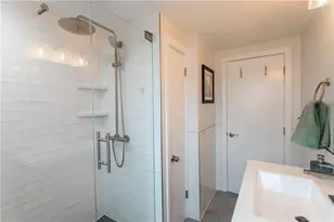 1030 Mirror St, Pittsburgh, PA 15217 - Photo 17