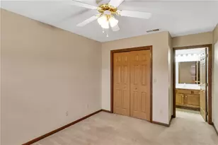 1033 Timberwood Dr, Chippewa Township, PA 15010 - Photo 27