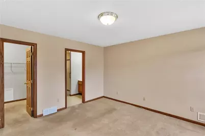 1033 Timberwood Dr, Chippewa Township, PA 15010 - Photo 19