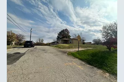 24 Boyd St, Monessen, PA 15062 - Photo 3