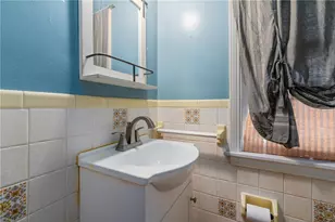 414 Sylvania Dr, Ross Twp, PA 15229 - Photo 21