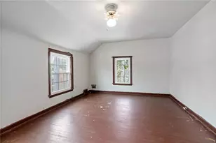 414 Sylvania Dr, Ross Twp, PA 15229 - Photo 15