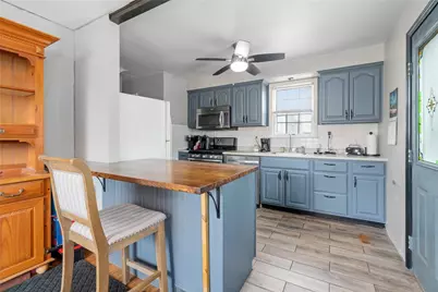 414 Sylvania Dr, Ross Twp, PA 15229 - Photo 7