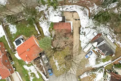 414 Sylvania Dr, Ross Twp, PA 15229 - Photo 23