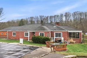 516 Wallace Run Rd, Beaver Falls, PA 15010 - Photo 5