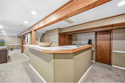 516 Wallace Run Rd, Beaver Falls, PA 15010 - Photo 35