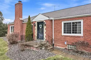 516 Wallace Run Rd, Beaver Falls, PA 15010 - Photo 3