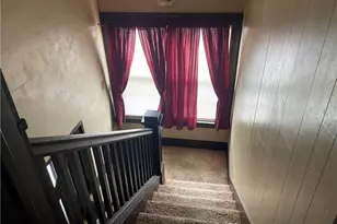 28 N Main St, Greenville Boro, PA 16125 - Photo 17