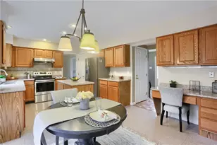 1616 Forest Ridge Dr, Pittsburgh, PA 15237 - Photo 19