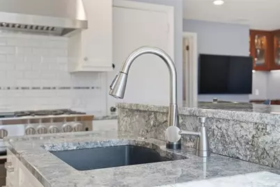 209 Grandview Drive S, Pittsburgh, PA 15215 - Photo 11