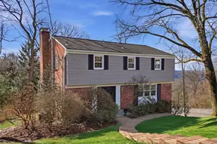 209 Grandview Dr S, Pittsburgh, PA 15215 - Photo 1