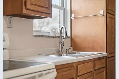 204 Hurston Way, Pittsburgh, PA 15227 - Photo 11