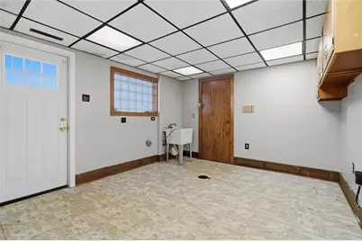 1233 Bickerton Dr, Clairton, PA 15025 - Photo 31