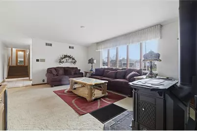 1233 Bickerton Dr, Clairton, PA 15025 - Photo 7